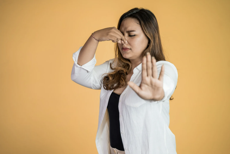 tantangan trimester pertama, mual saat hamil, kelelahan saat hamil, pusing saat hamil, morning sickness, nyeri payudara, Bunda, si Kecil